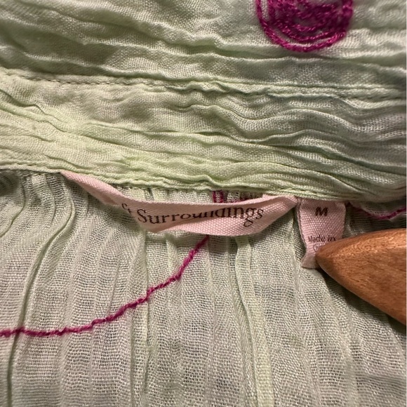 Soft Surroundings Shirt Mint Gauze w/Magenta Embroidery Pleated M (f6 - Picture 5 of 10
